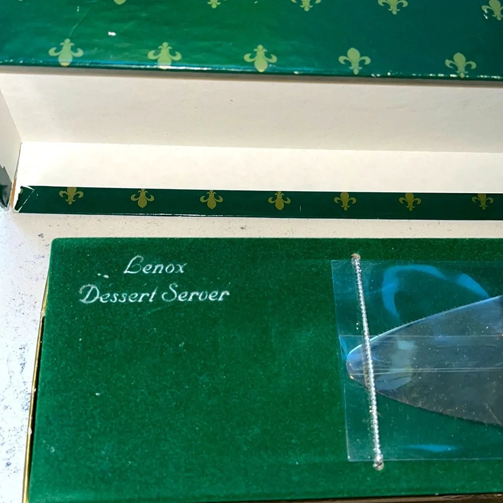 Lenox Desert Serving Knife Brand New Condition